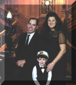 NCL2001-026Day2a - Family Portrait on the Titanic-Low.JPG (74864 bytes)