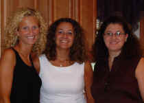 2002-08-04-SarabWeddingShower 035-LailaAndMonica-Web.jpg (46969 bytes)