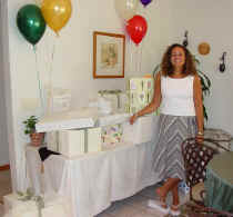2002-8-04-SarabWeddingShower 040-Web.jpg (53099 bytes)